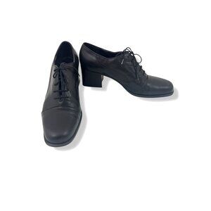 Etienne Aigner Black Vintage Lace Up Big City Shoes Size 8.5 M Block Heel Office